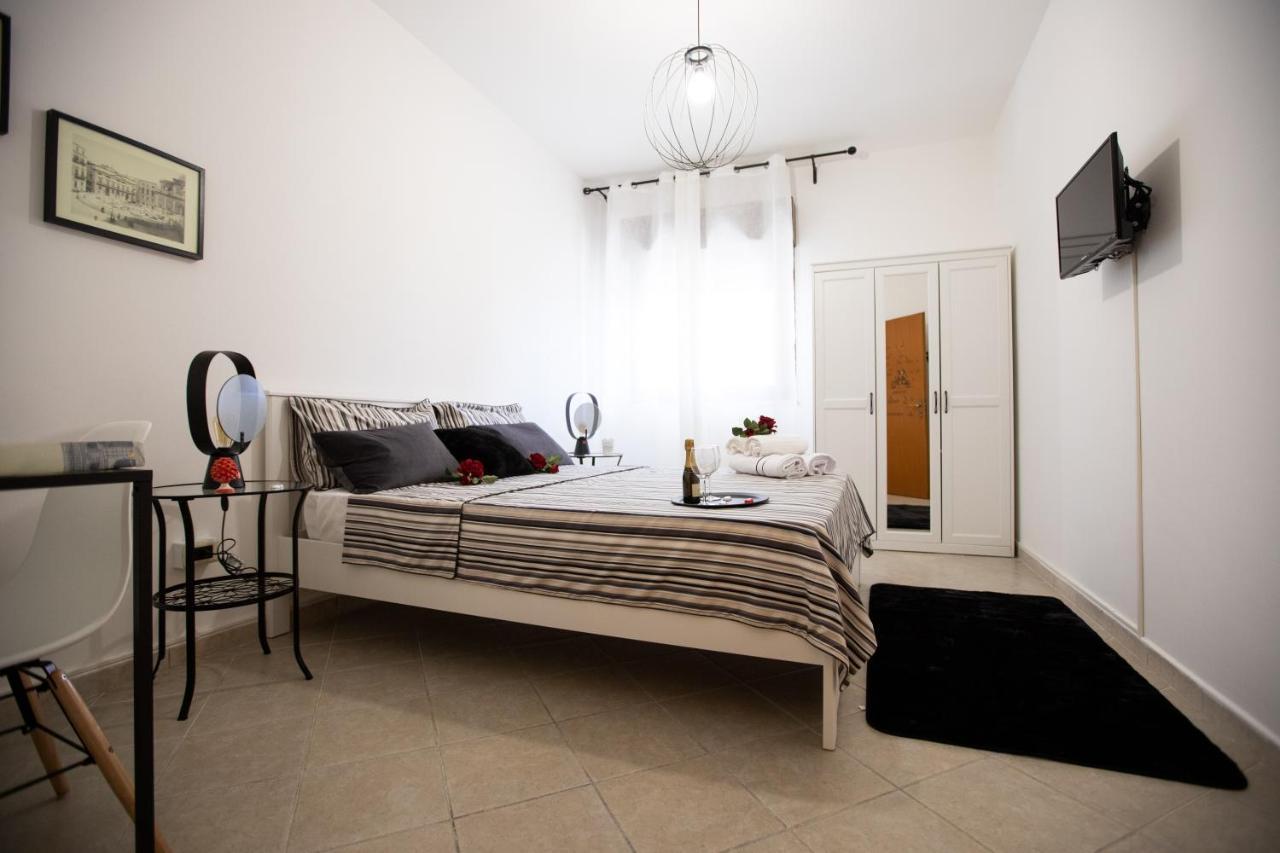 La Casa Di Nana' Locazione Turistica Appartement Palermo Buitenkant foto